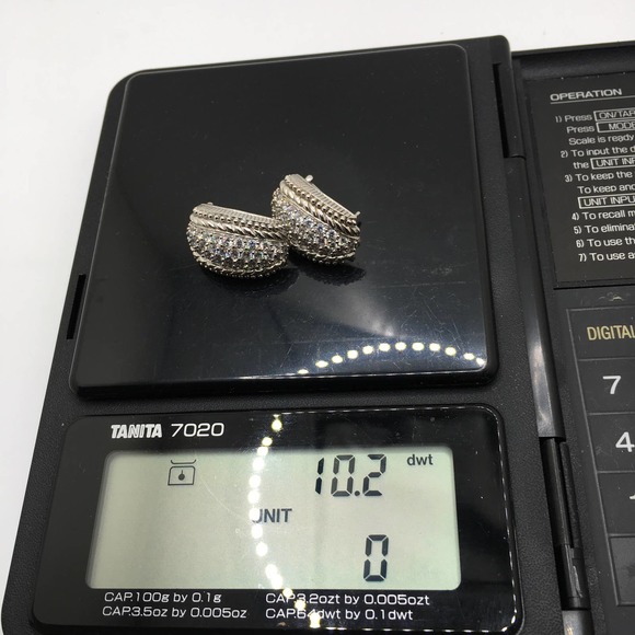 Judith Ripka Sterling Silver Cubic Zirconia Cluster Earring - Picture 5 of 5